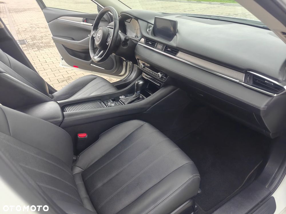 Mazda 6 2.0 SkyPassion - 38
