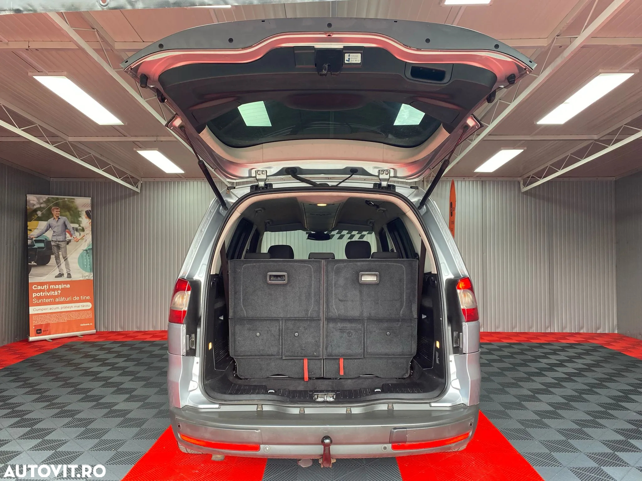 Ford Galaxy 2.0 TDCi DPF Aut. Ghia - 18
