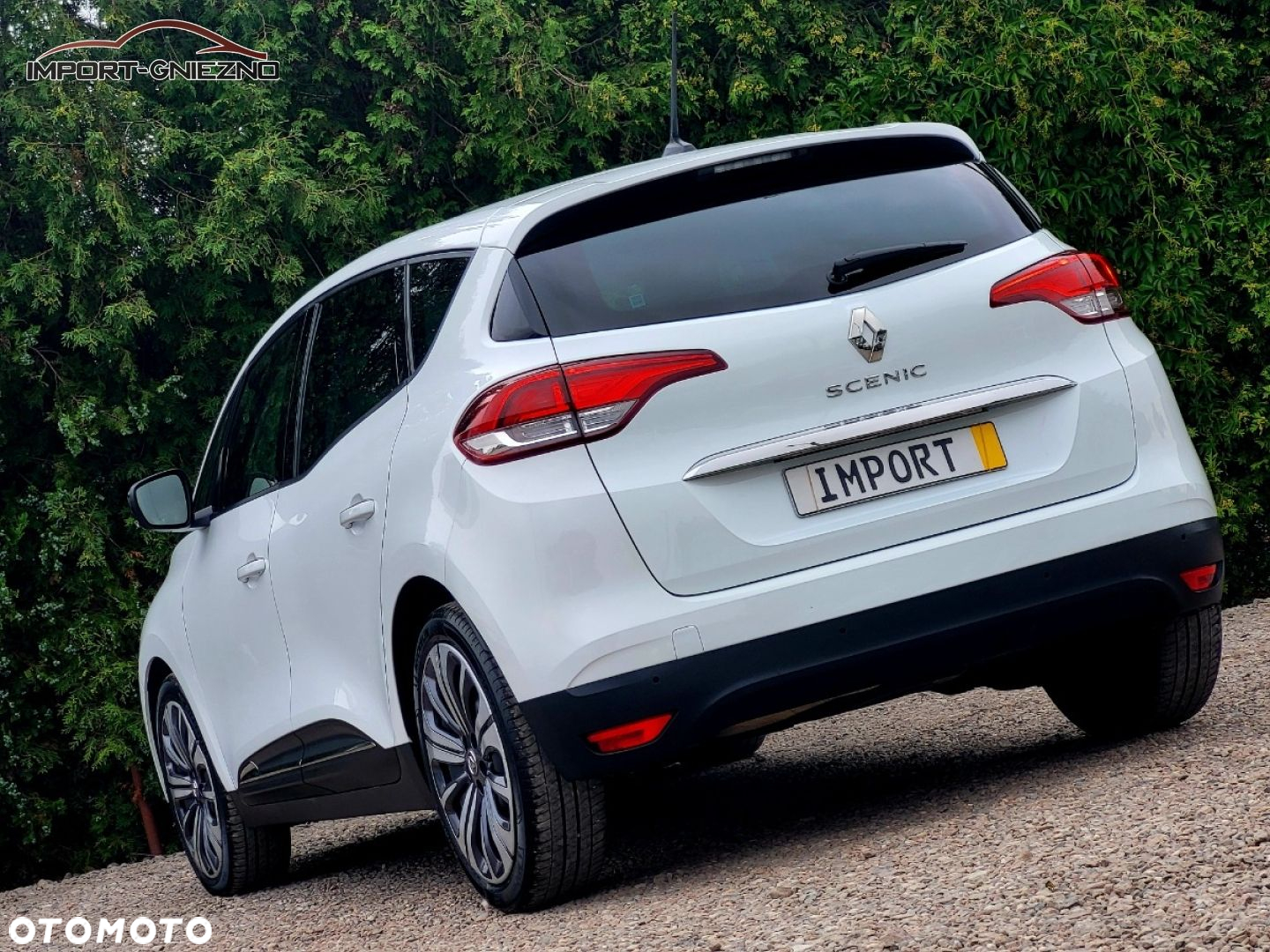 Renault Scenic - 24
