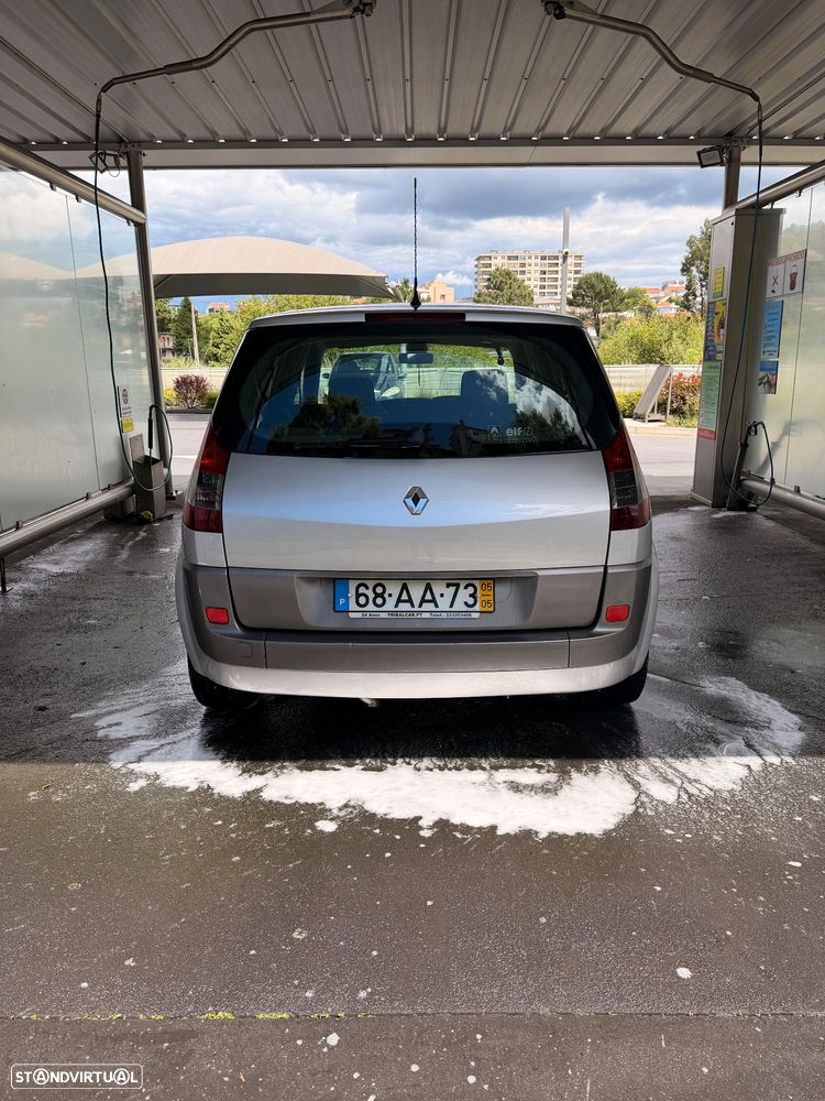 Renault Scénic 1.5 dCi Confort - 5