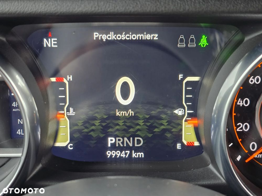 Jeep Wrangler Unlimited GME 2.0 Turbo Sahara - 29