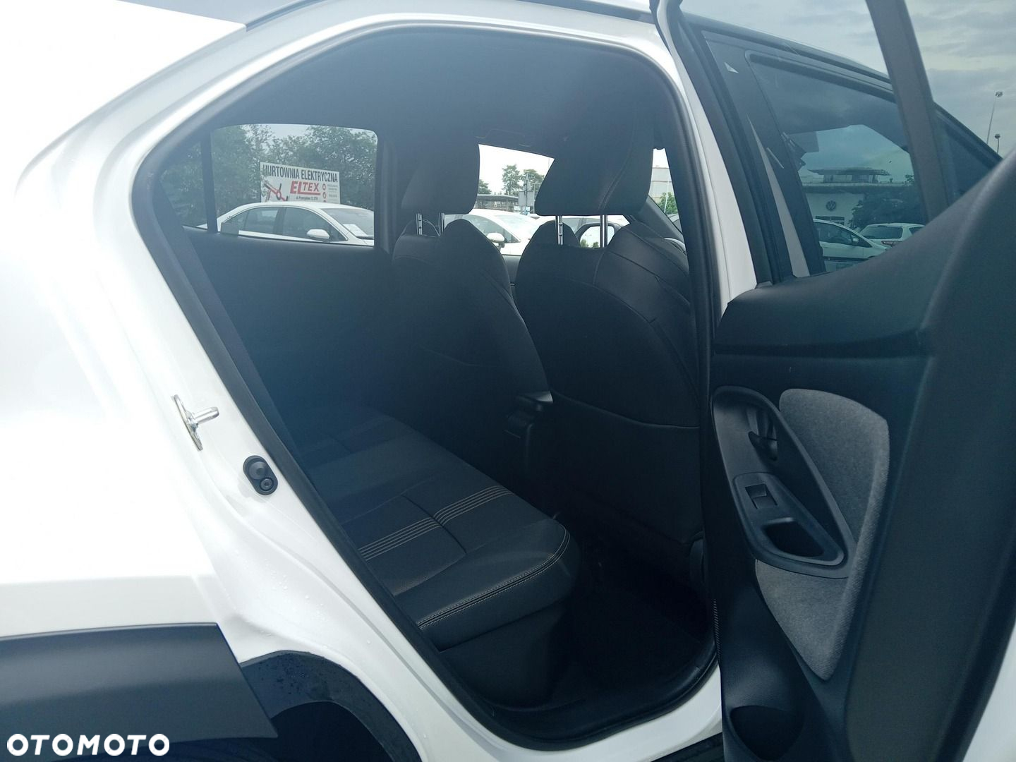 Toyota Yaris Cross - 16