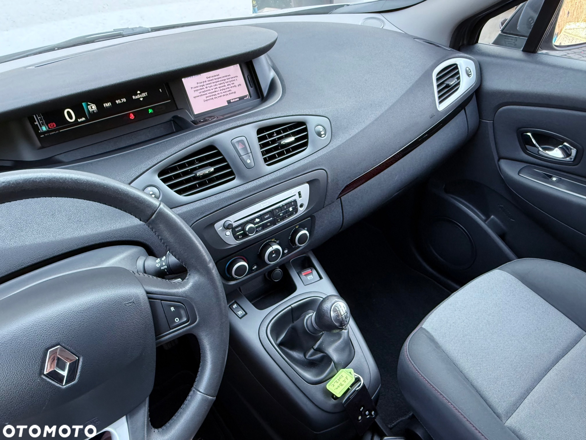 Renault Grand Scenic 1.6 16V 110 Paris - 22
