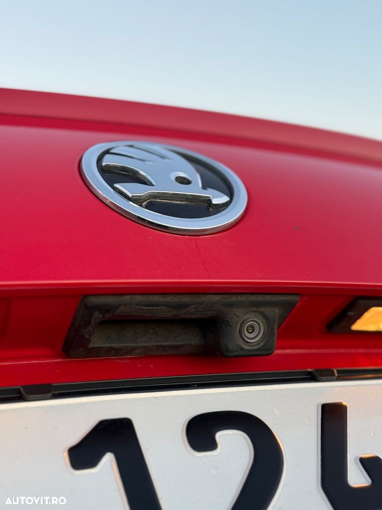 Skoda Octavia 2.0 TDI DSG 4X4 RS - 14