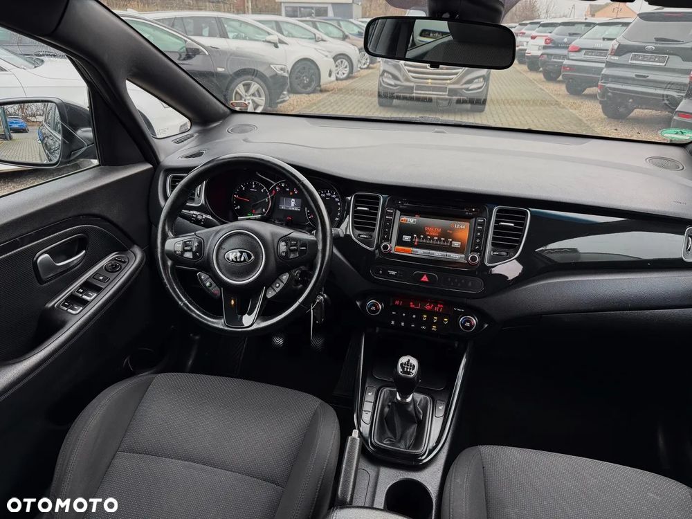 Kia Carens 1.7 CRDi 115 Dream-Team Edition - 12