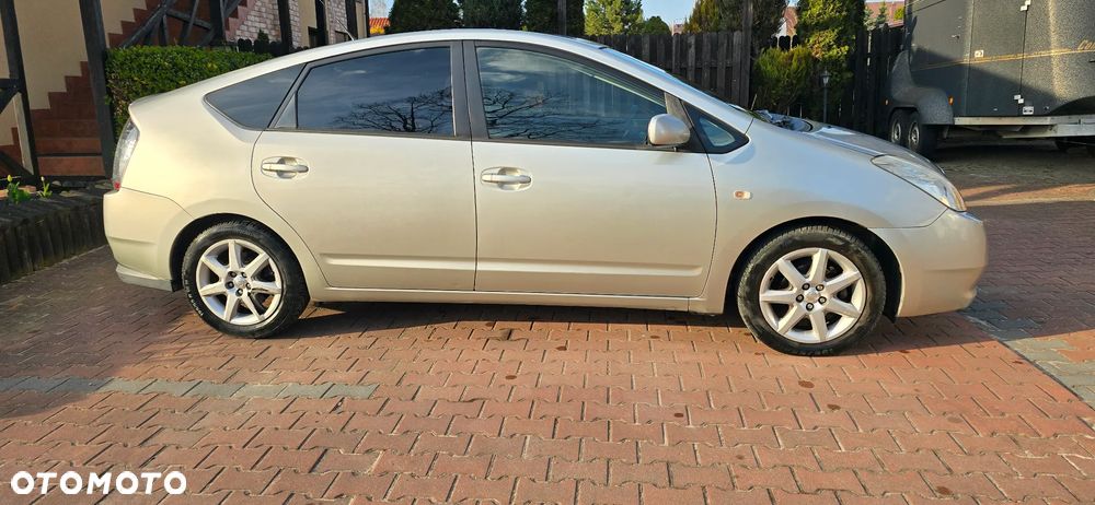 Toyota Prius 1.5 VVT-i Sol - 7