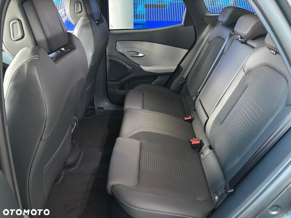 Ford Explorer - 37