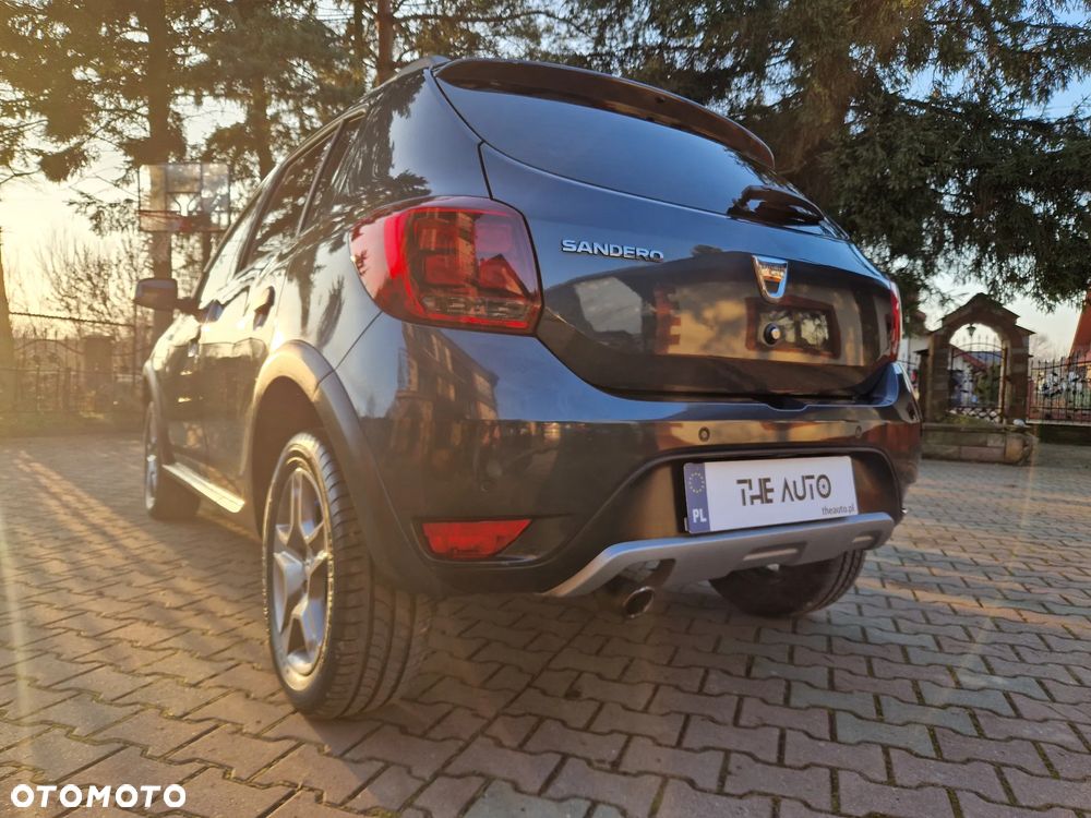 Dacia Sandero Stepway 0.9 TCe Laureate S&S EU6 - 6