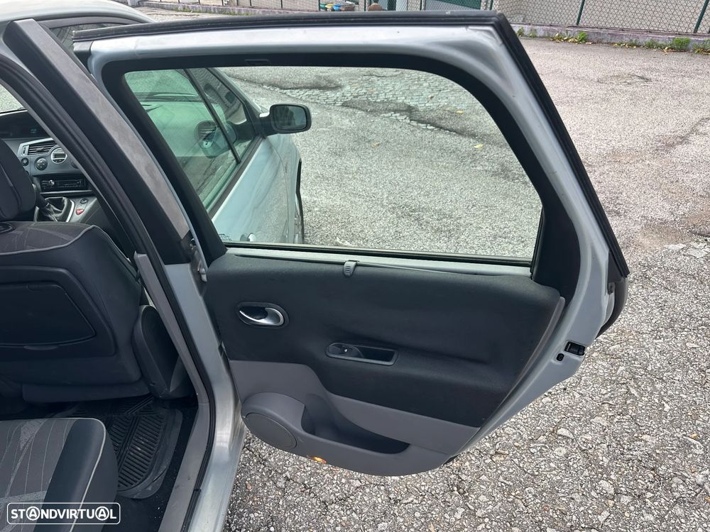 Renault Scénic 1.5 dCi Confort Privilége - 19