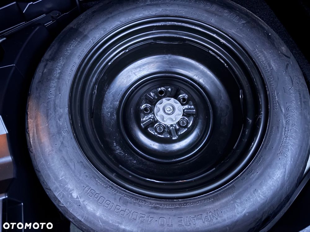 Toyota RAV4 Hybrid Style 4x4 - 28