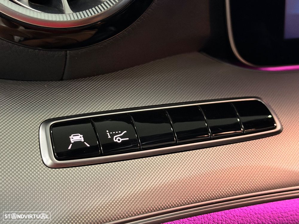 Mercedes-Benz E 220 d AMG Line - 17