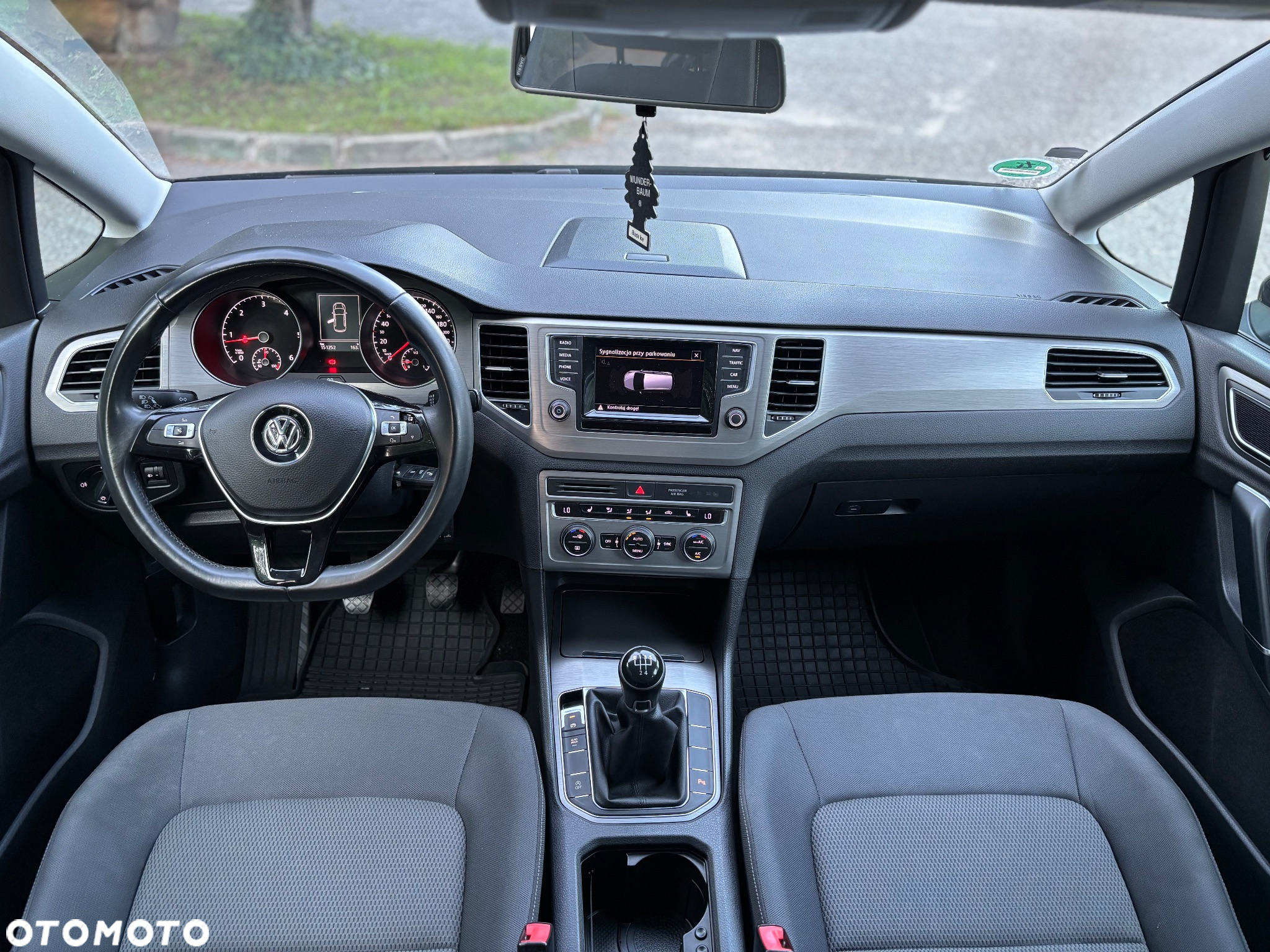 Volkswagen Golf Sportsvan - 13