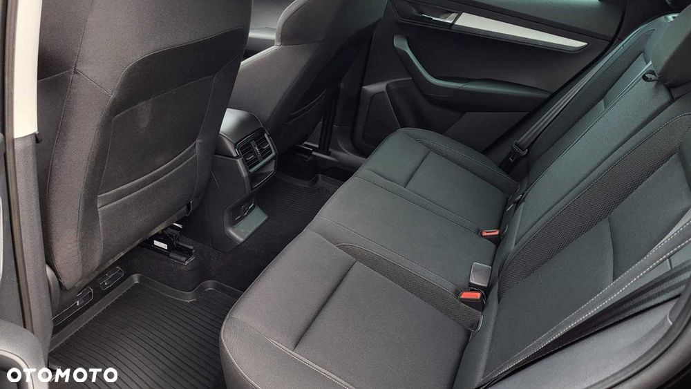 Skoda Karoq 1.5 TSI ACT Selection DSG - 14