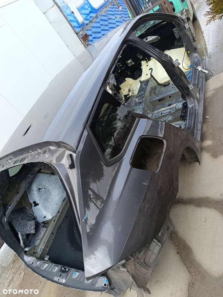 Wanna dupa tylny pas prawa podłużnica dach prawy tylny błotnik opel astra l kombi - 1