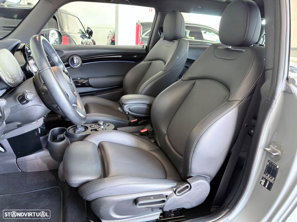 MINI 3 Portas Cooper SE Premium Classic - 23