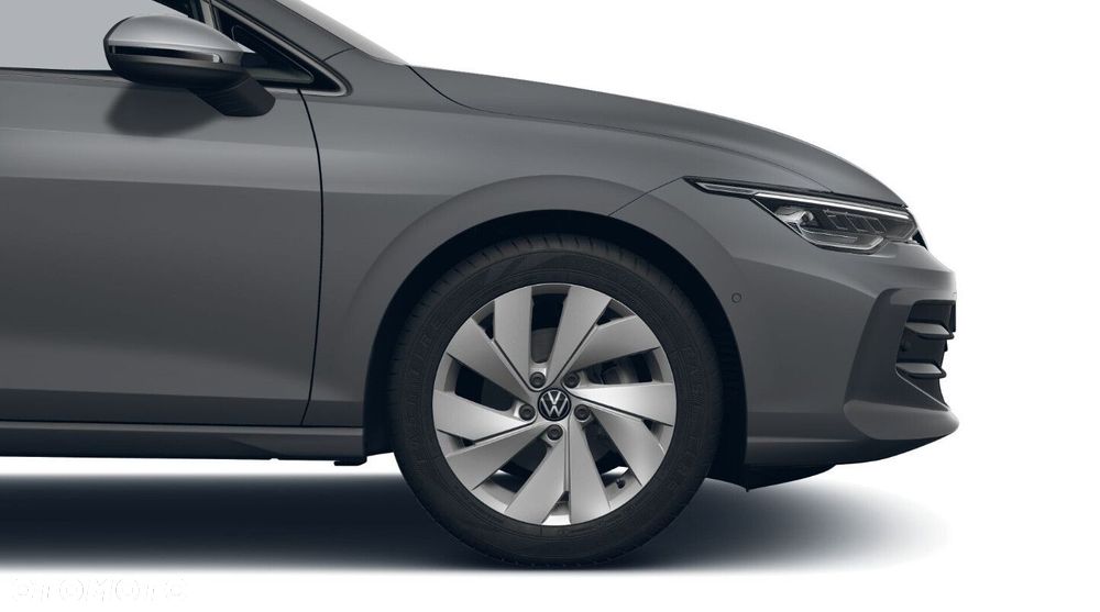 Volkswagen Golf - 8