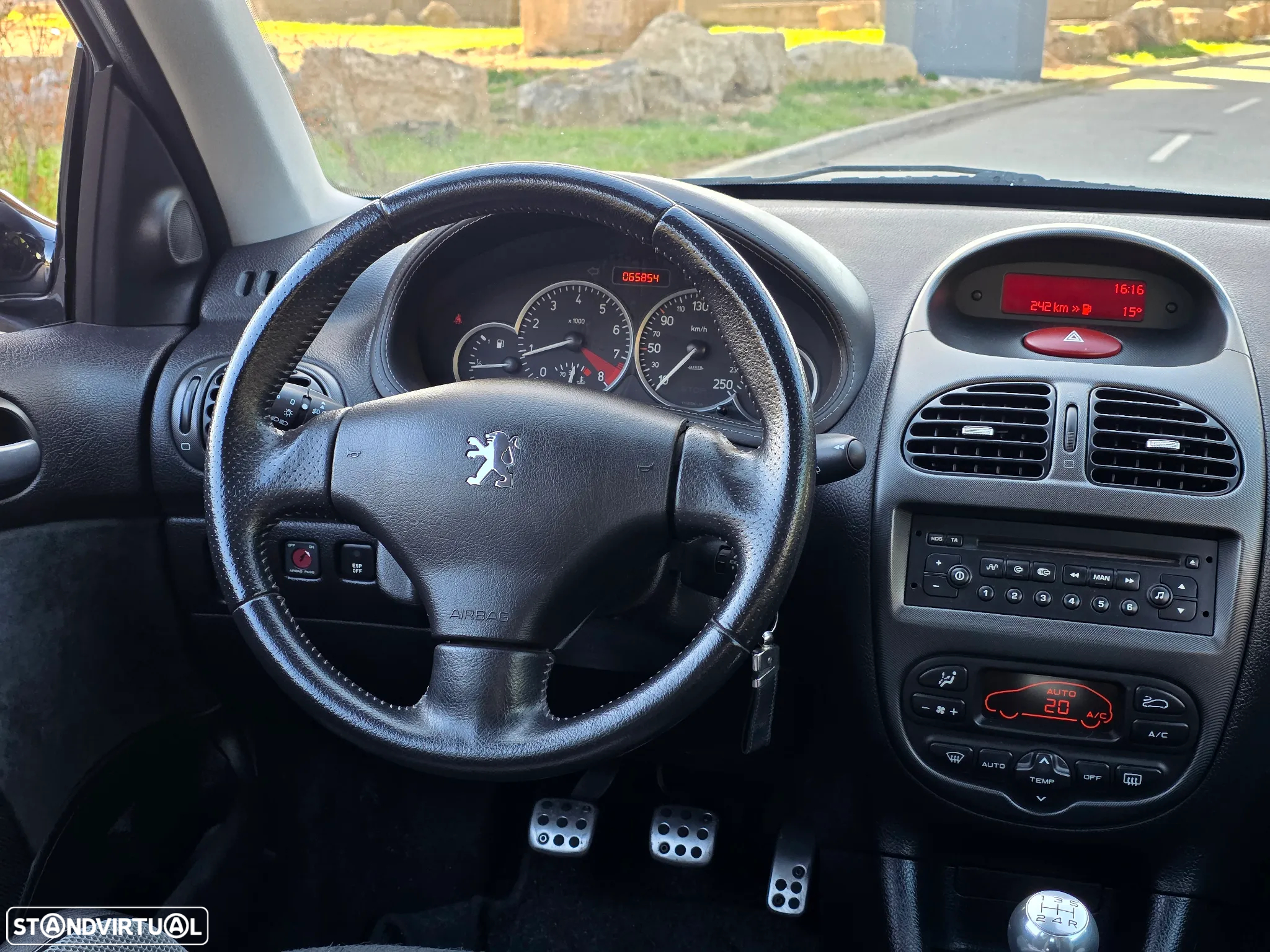 Peugeot 206 RC - 6