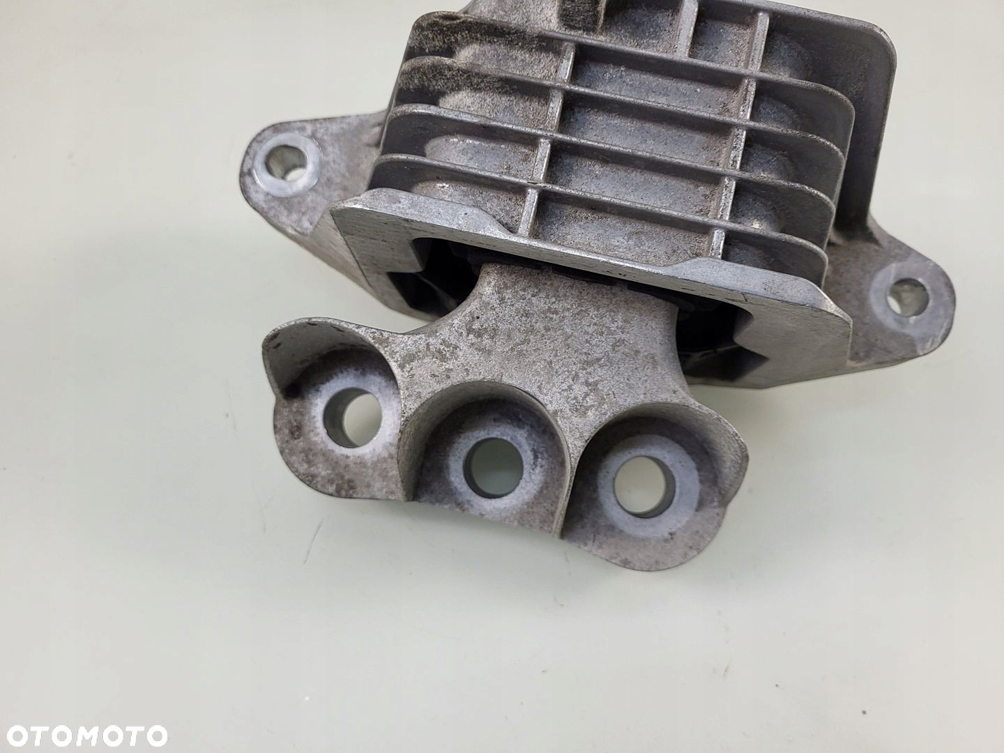 poduszka silnika łapa mocowanie 2.0 cdti OPEL INSIGNIA B 84254938 - 2
