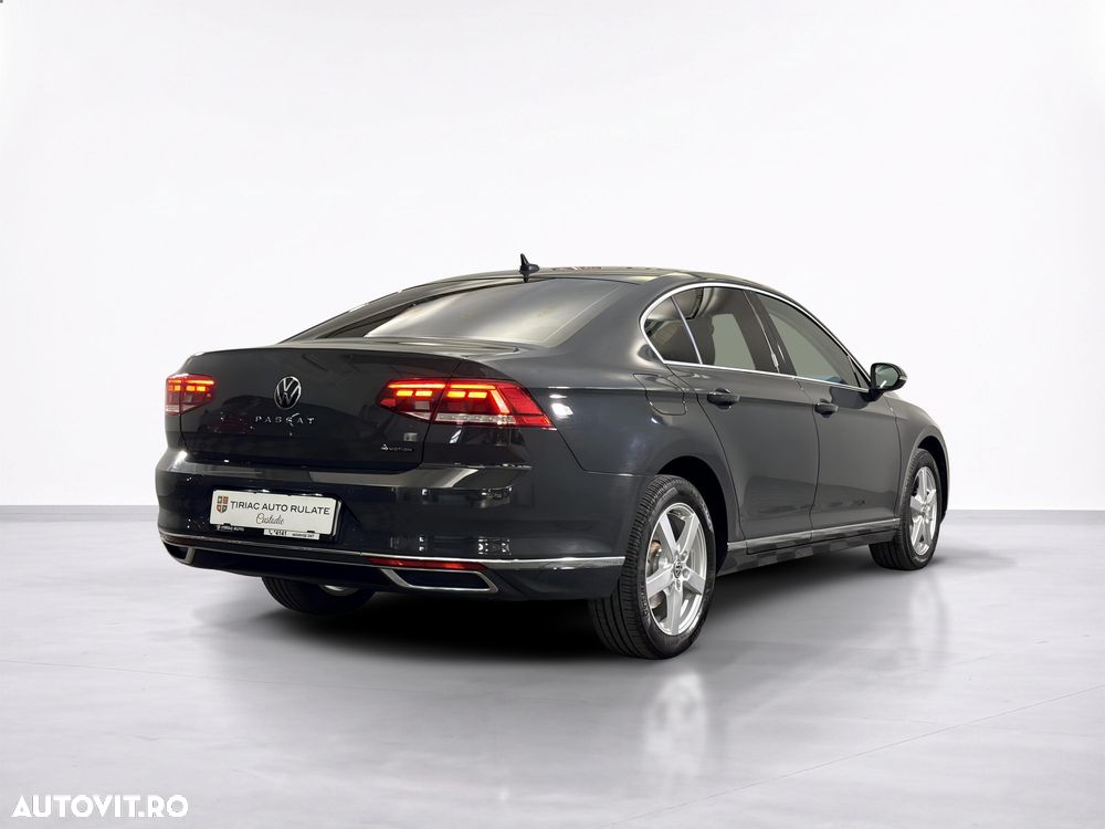 Volkswagen Passat - 6
