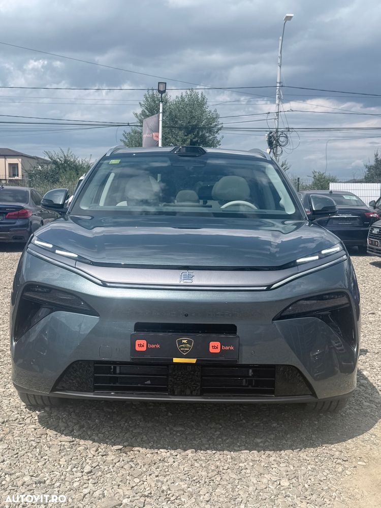 Byd Tang L