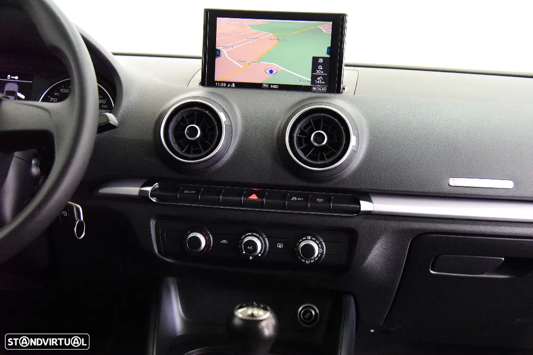 Audi A3 Sportback 30 TFSI - 16