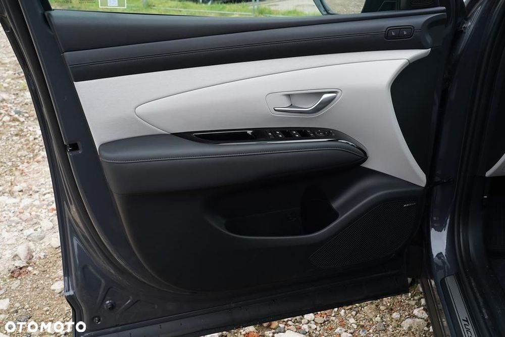 Hyundai Tucson 1.6 T-GDi HEV Platinum 2WD - 12