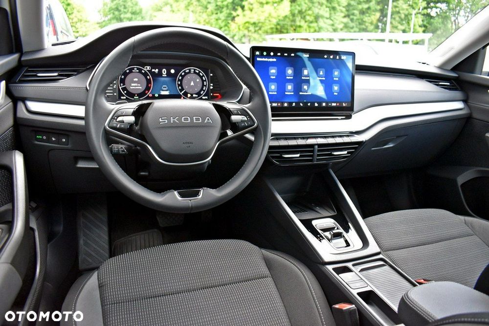 Skoda Octavia 1.5 TSI mHEV Selection DSG - 13