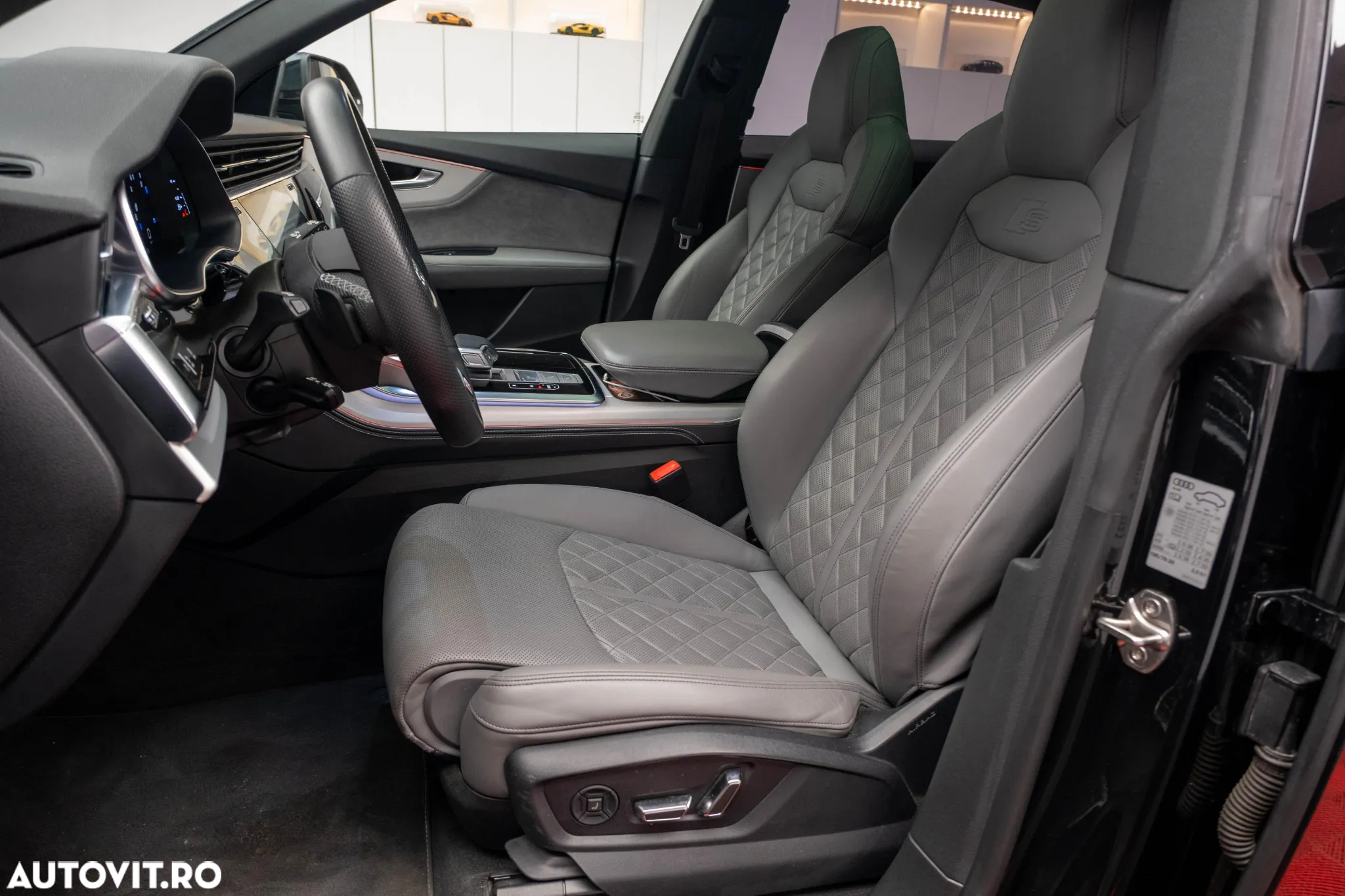 Audi Q8 3.0 55 TFSI quattro Tiptronic MHEV - 16