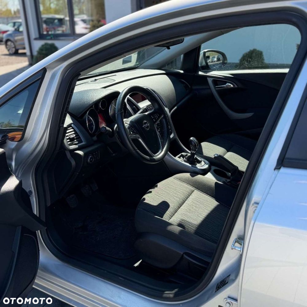Opel Astra - 14