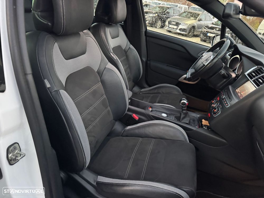 DS DS4 Crossback 1.6 BlueHDi So Chic J18 - 11