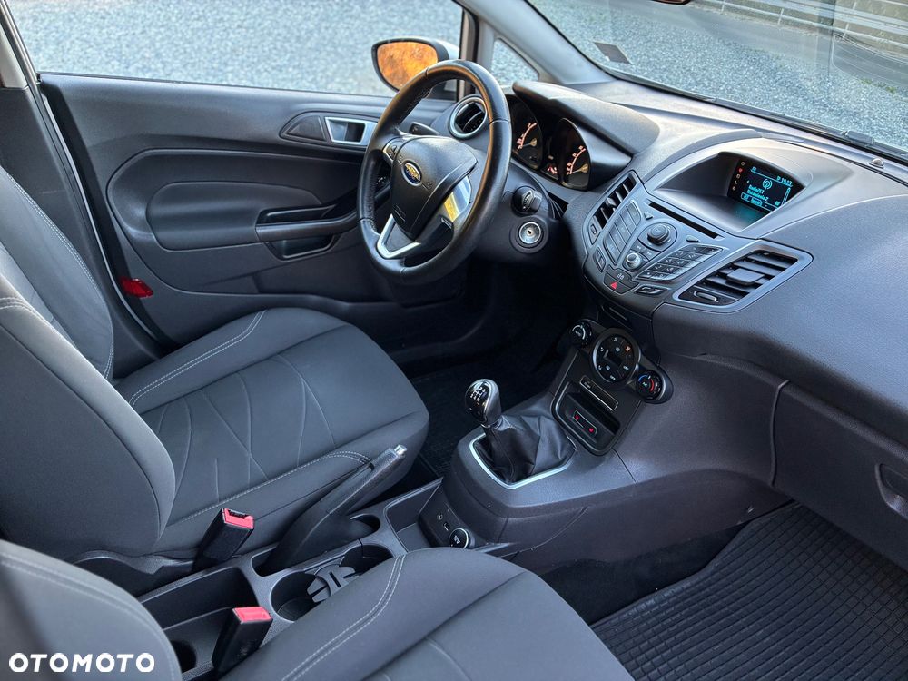 Ford Fiesta 1.0 EcoBoost Titanium - 13