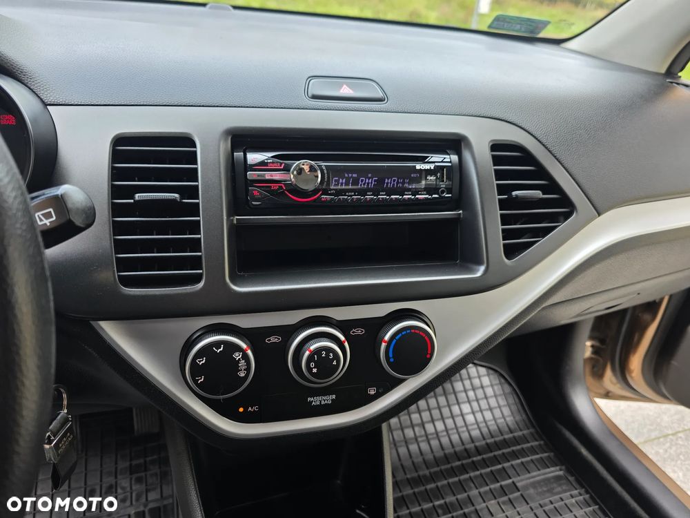 Kia Picanto 1.0 M - 31