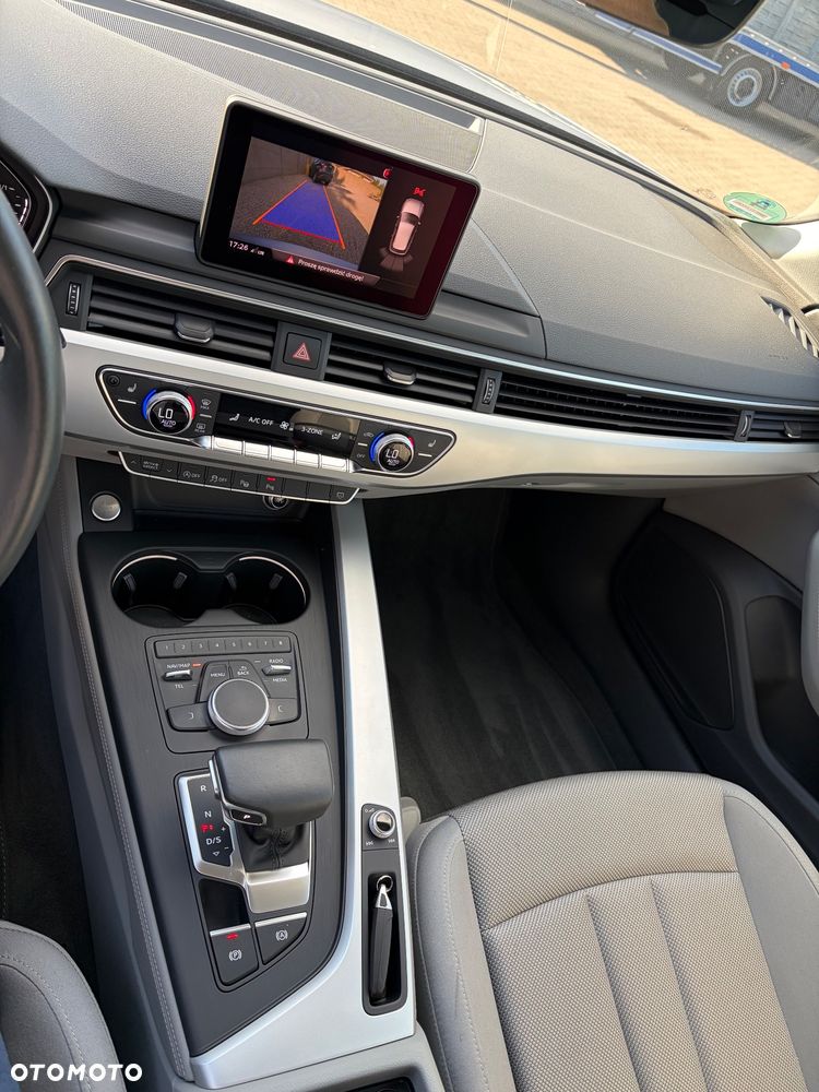 Audi A4 Avant 2.0 TFSI ultra Design S tronic - 26