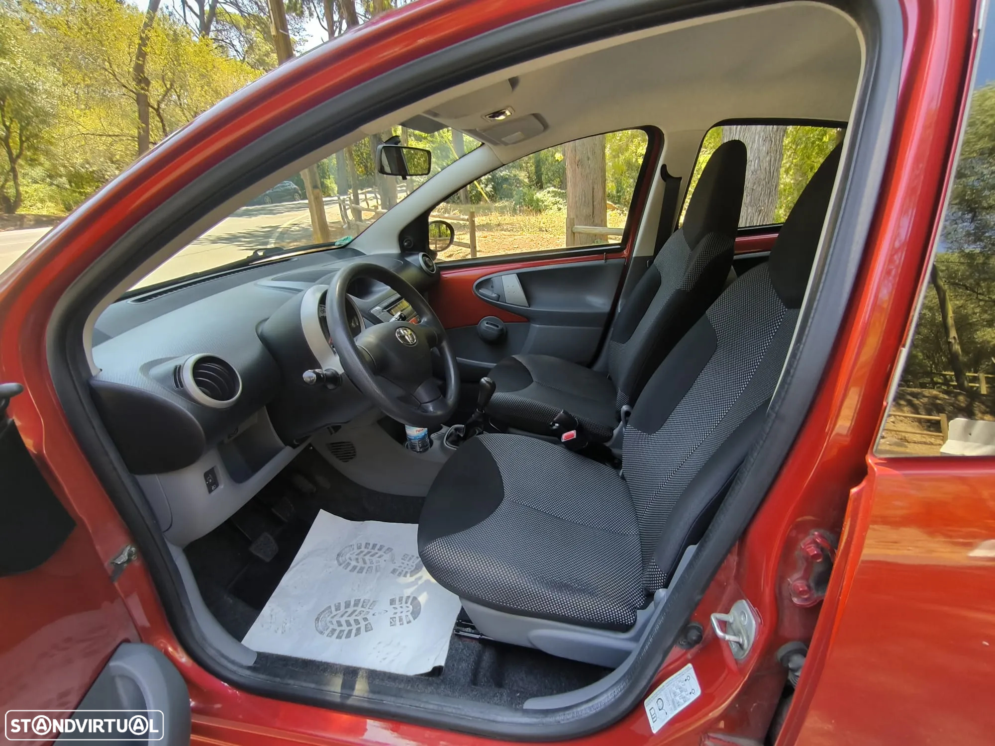 Toyota Aygo 1.0 Plus - 7