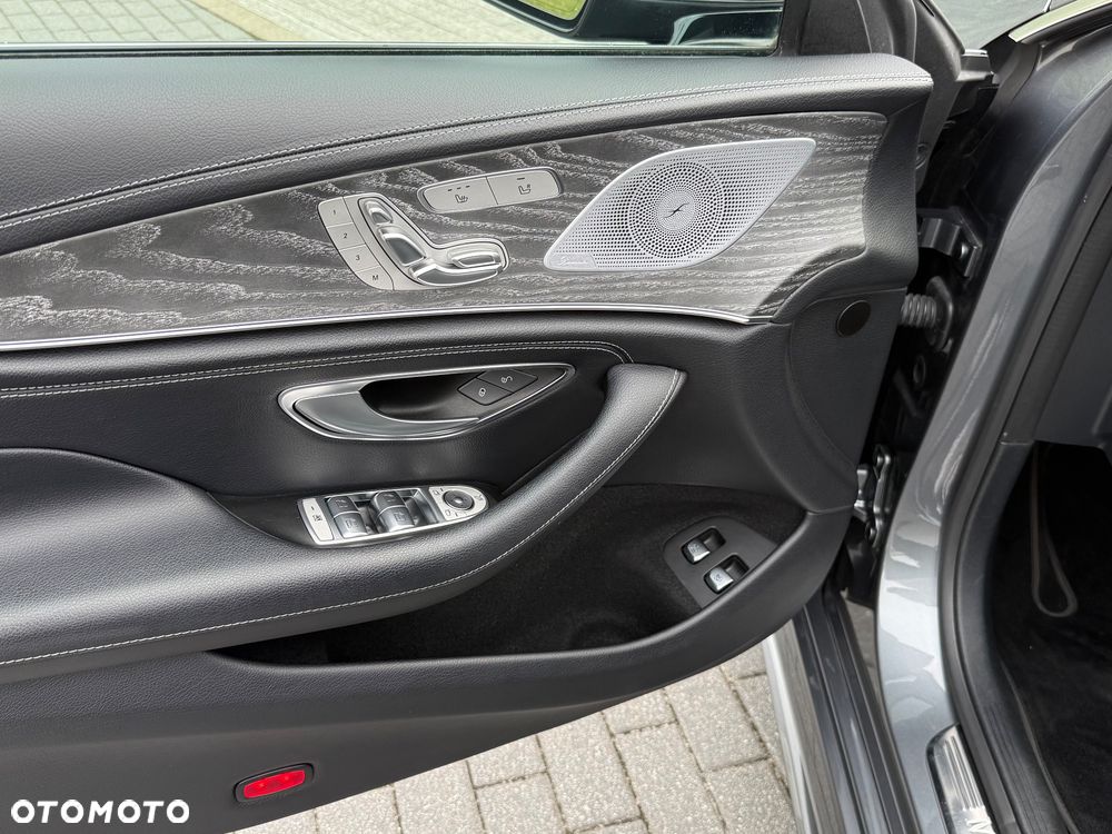 Mercedes-Benz CLS 450 4-Matic AMG - 34