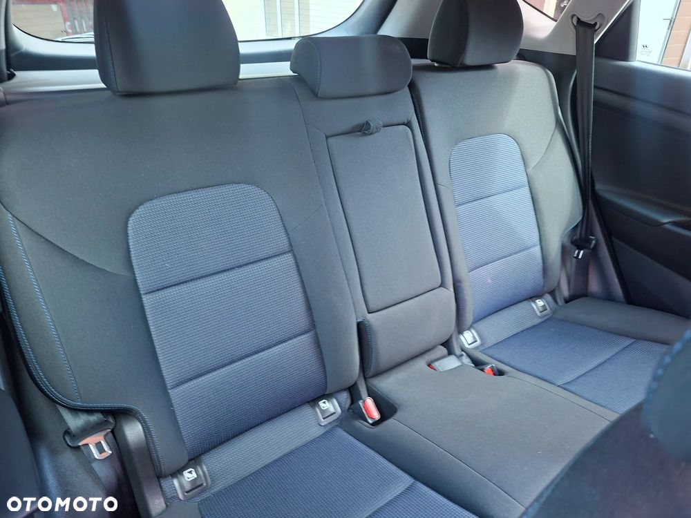 Hyundai Tucson 1.6 GDi 2WD Select - 14