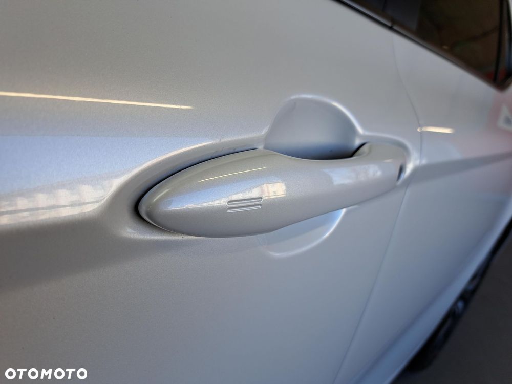 Toyota Camry 2.5 Hybrid Prestige CVT - 33