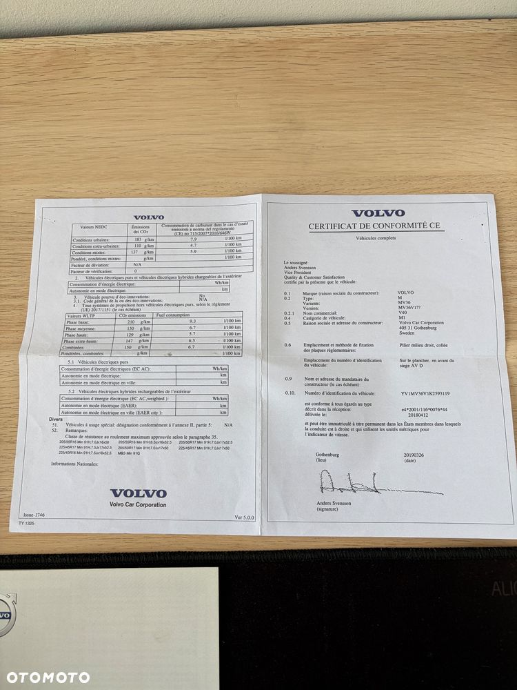 Volvo V40 T2 Momentum - 36