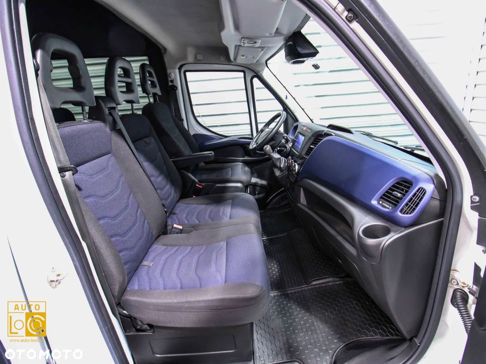 Iveco DAILY 35S15 BRYGADÓWKA 7 OSÓB - 9
