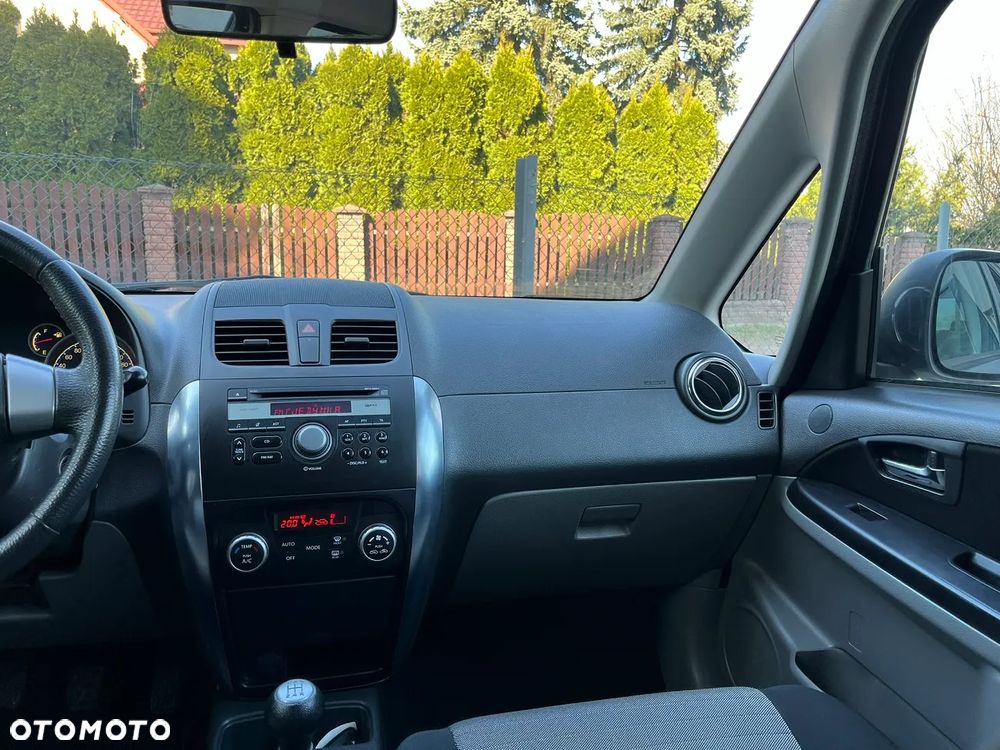 Suzuki SX4 1.6 VVT 4x4 Comfort - 14