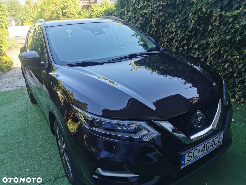 Nissan Qashqai 1.2 DIG-T N-Connecta Xtronic EU6 - 2