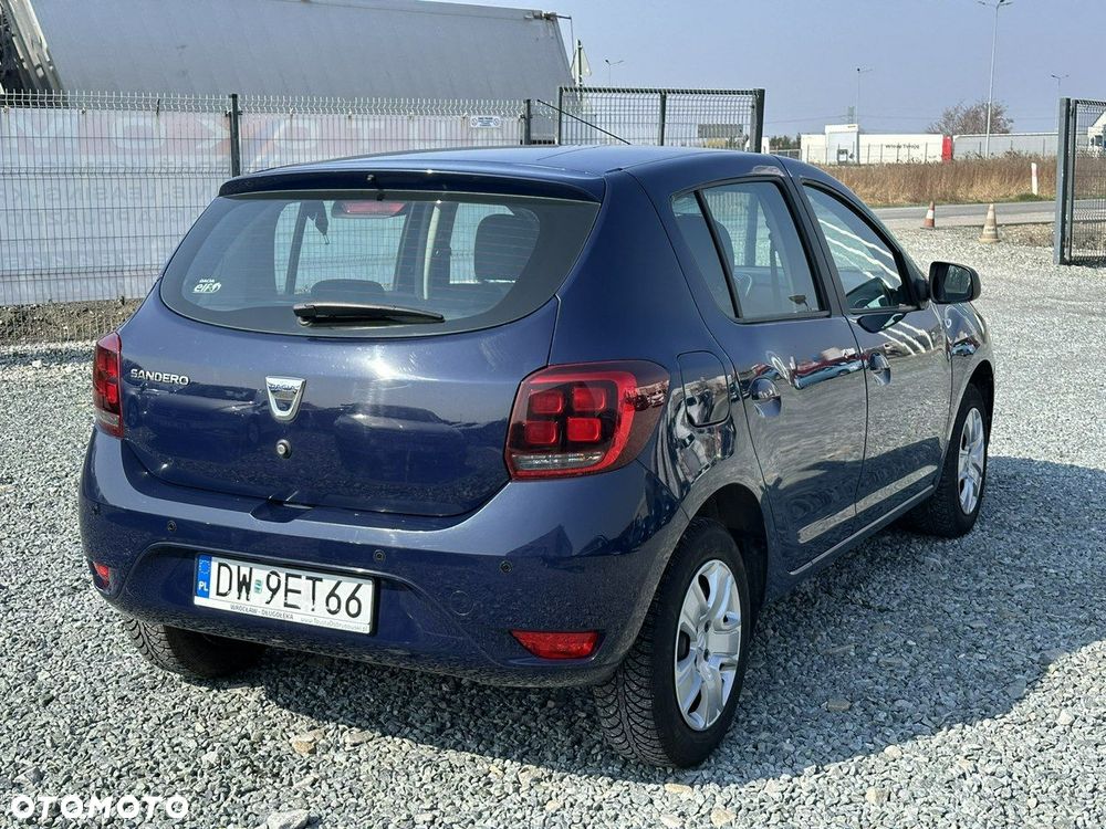 Dacia Sandero - 6
