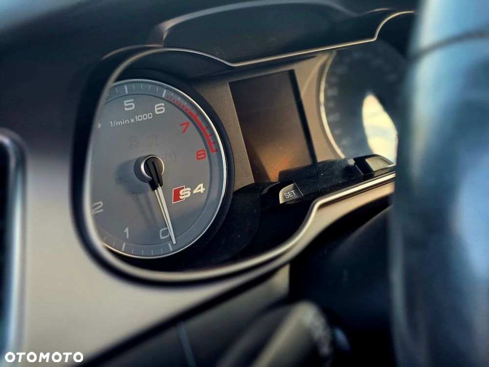 Audi S4 Limousine - 13