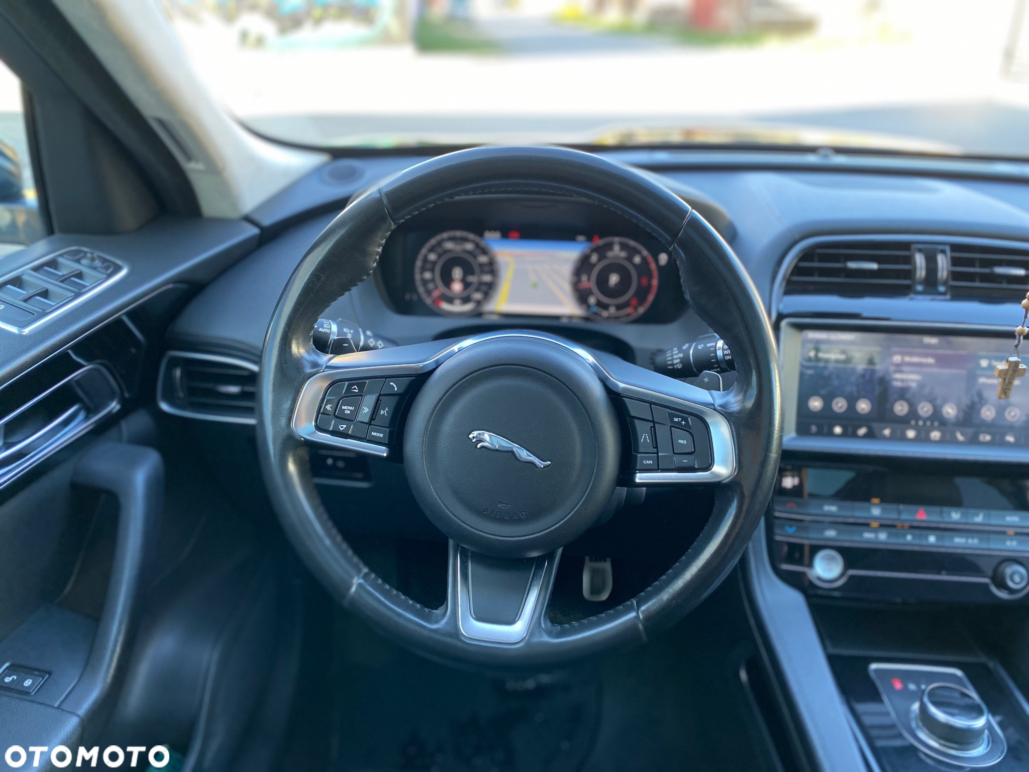 Jaguar F-Pace 20d AWD Prestige - 17