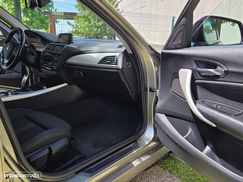 BMW 118 d Aut. Sport Line - 25