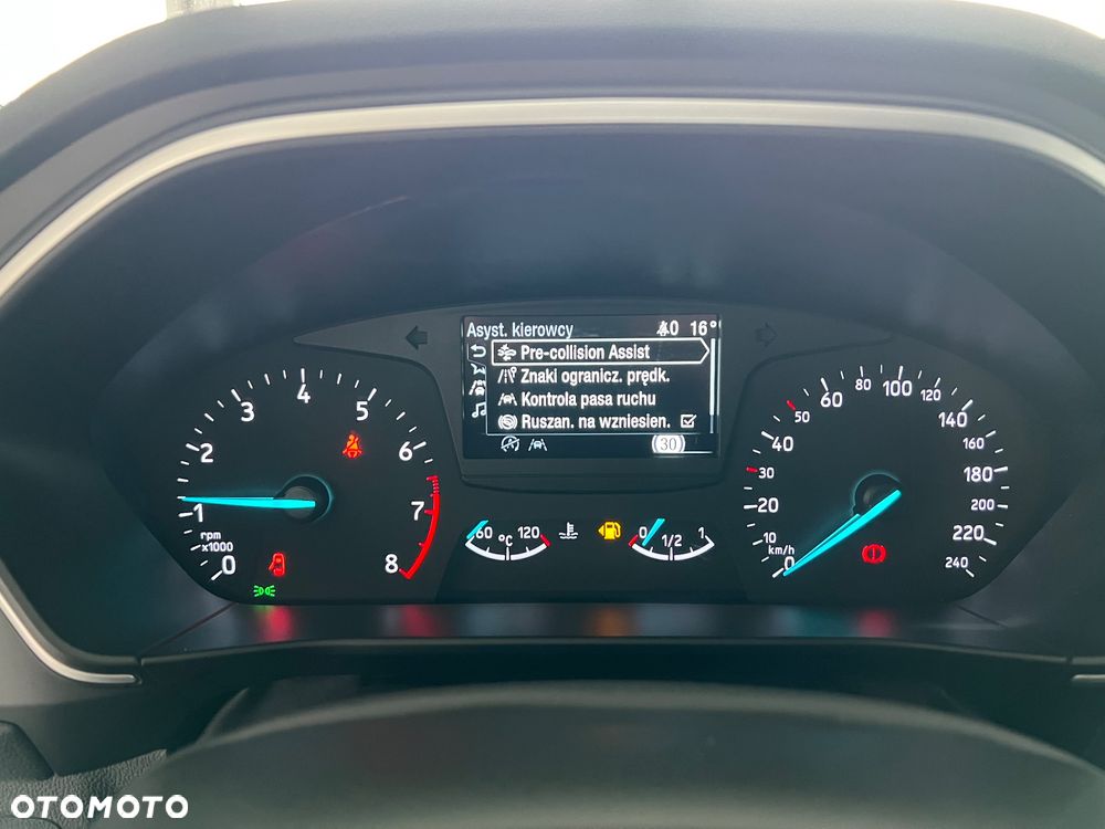 Ford Focus 1.0 EcoBoost Titanium ASS - 25