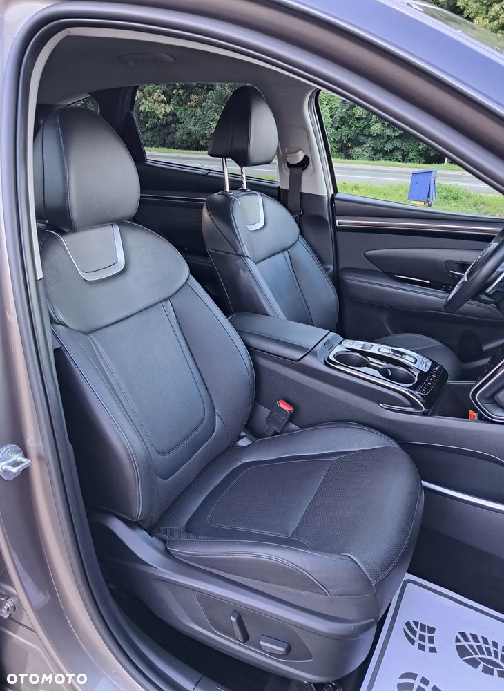 Hyundai Tucson 1.6 T-GDi 48V-Hybrid 2WD DCT Blackline - 11