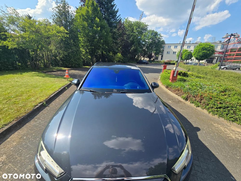 Audi A4 - 5