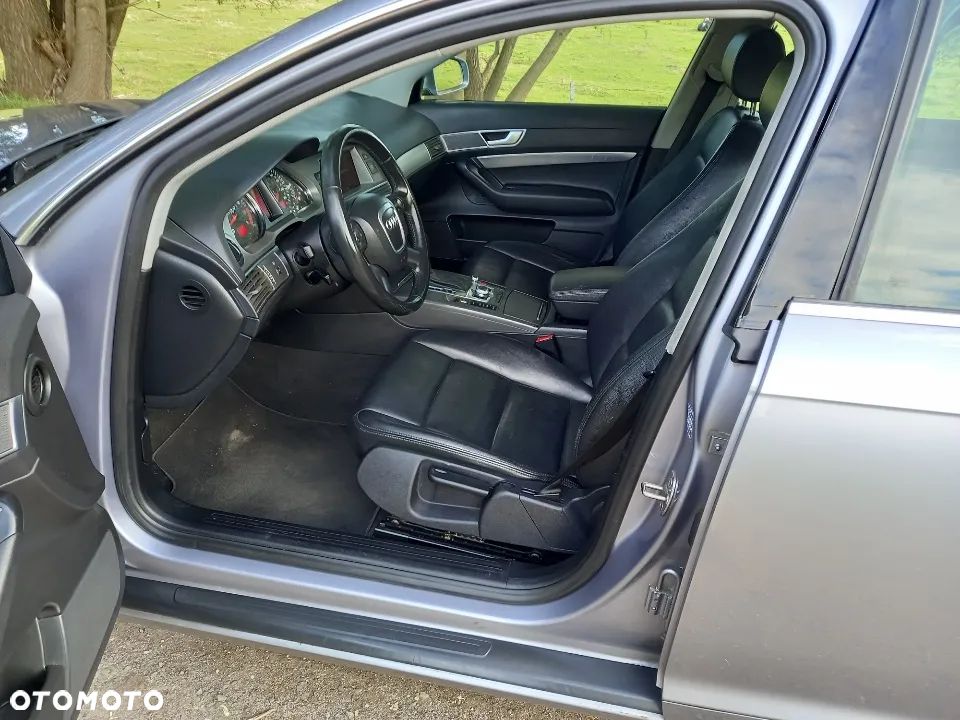 Audi A6 - 4
