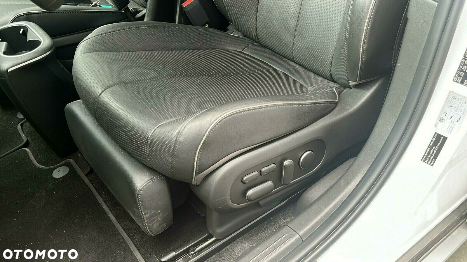 Hyundai IONIQ 5 - 13